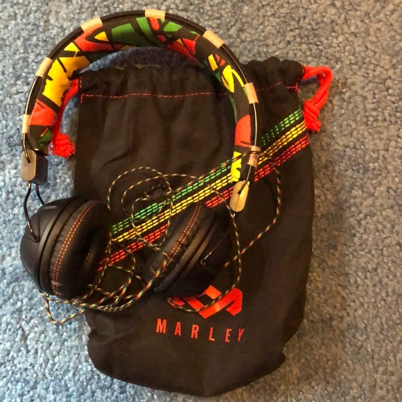 Bob Marley Headphones - Picture 4 of 5
